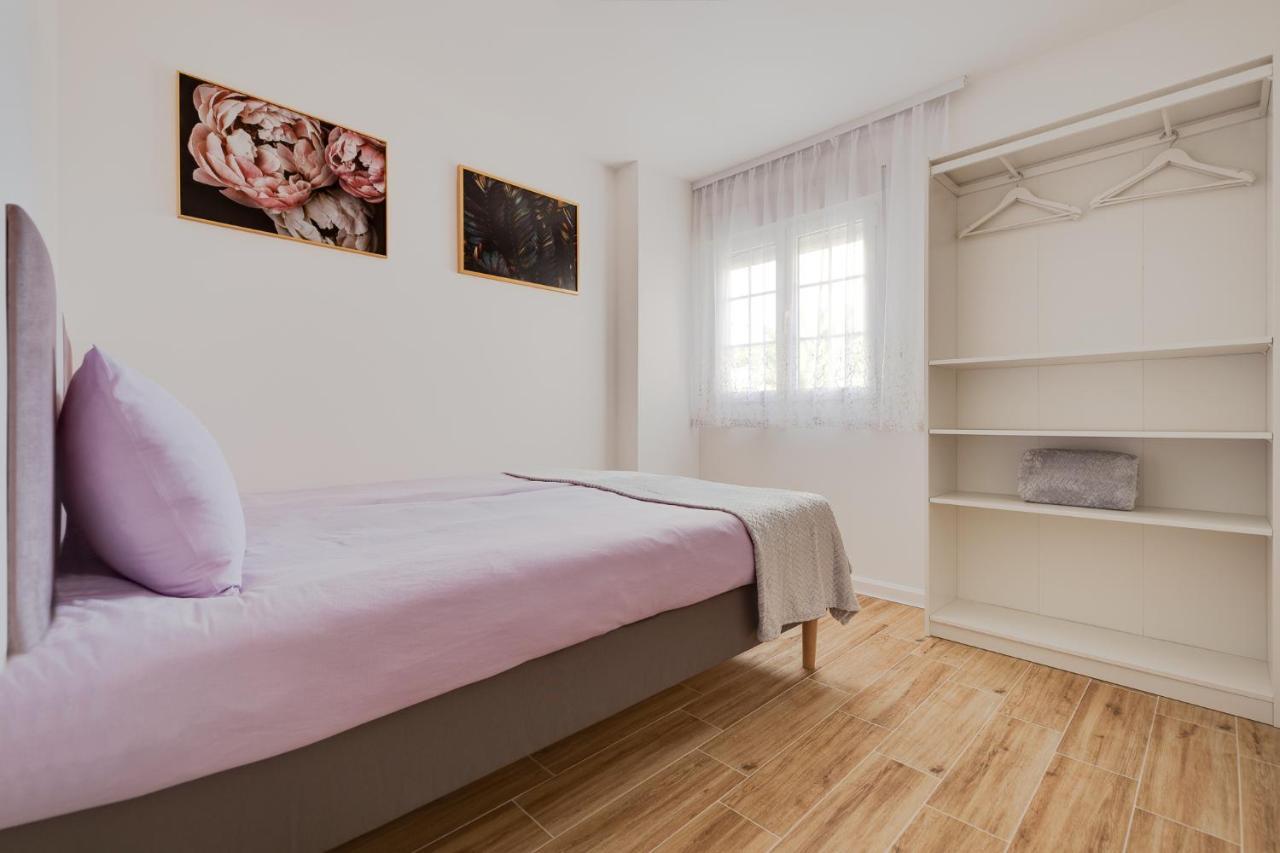 Apartament Palm Beach-El Palmeral Torrevieja Esterno foto