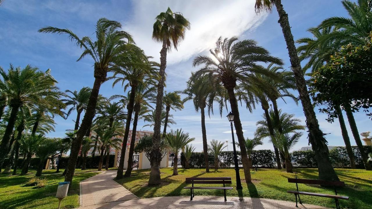 Apartament Palm Beach-El Palmeral Torrevieja Esterno foto